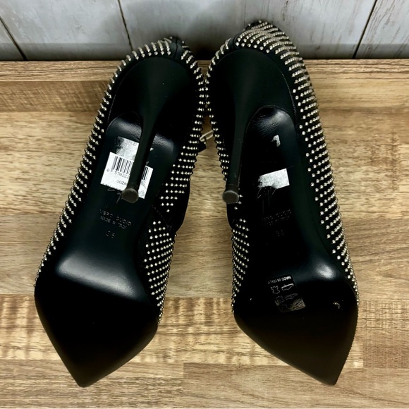 NWT-AUTHENTIC Giuseppe Zanotti Black Leather Metal Studded Booties, 36 (6.0/6.5) - Picture 6 of 12